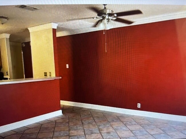 6046 Broadmeadow