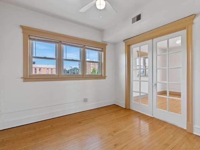 Photo - 2217 W Wisconsin Ave Unit 05