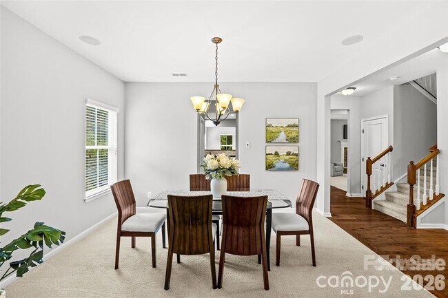 Photo - 4008 Pinebrook Ln