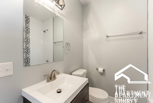 Photo - 1624 W Beach Ave Unit BR