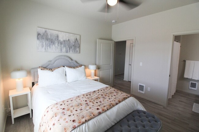 Photo - 2 bedroom, 2 bath apartment home in Othello Unit A102