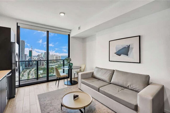 Building Photo - 398 NE 5th St Unit SI ID1504031P