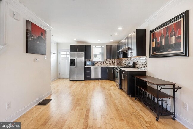 Building Photo - 1347 S 20th St Rental