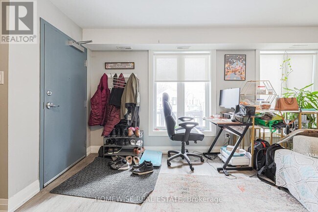 Photo - 814 Glencairn Ave