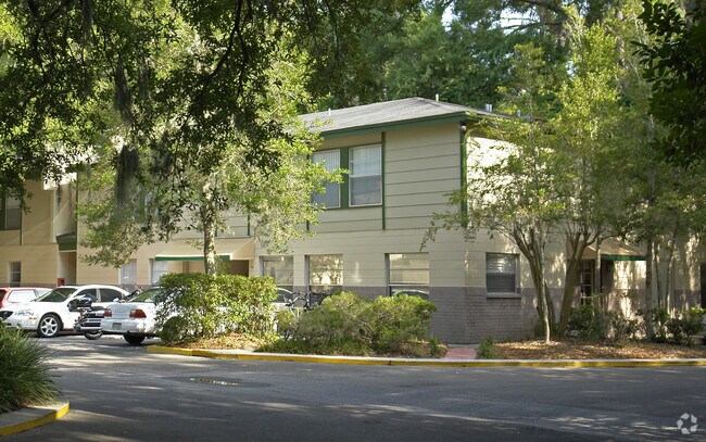 Centerpoint Apartments - Centerpoint Apartments