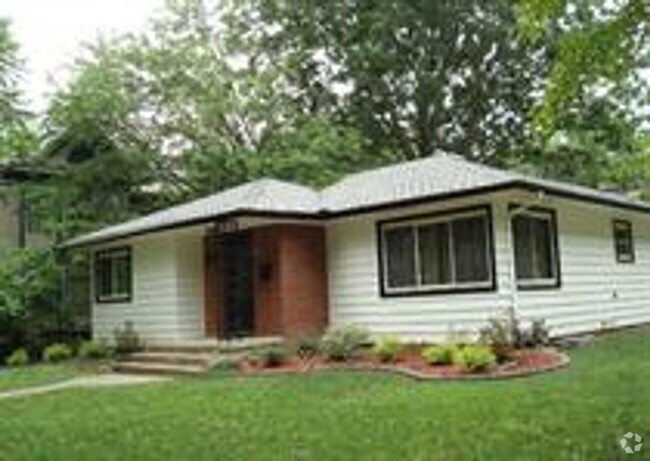Building Photo - 408 W High St Rental