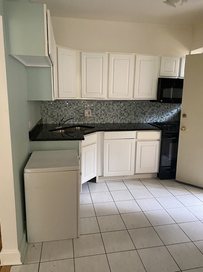 Photo - 4930 N Kedzie Ave Unit 2-E