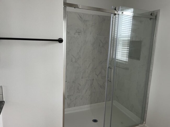 Photo - 4208 Long Lake Way