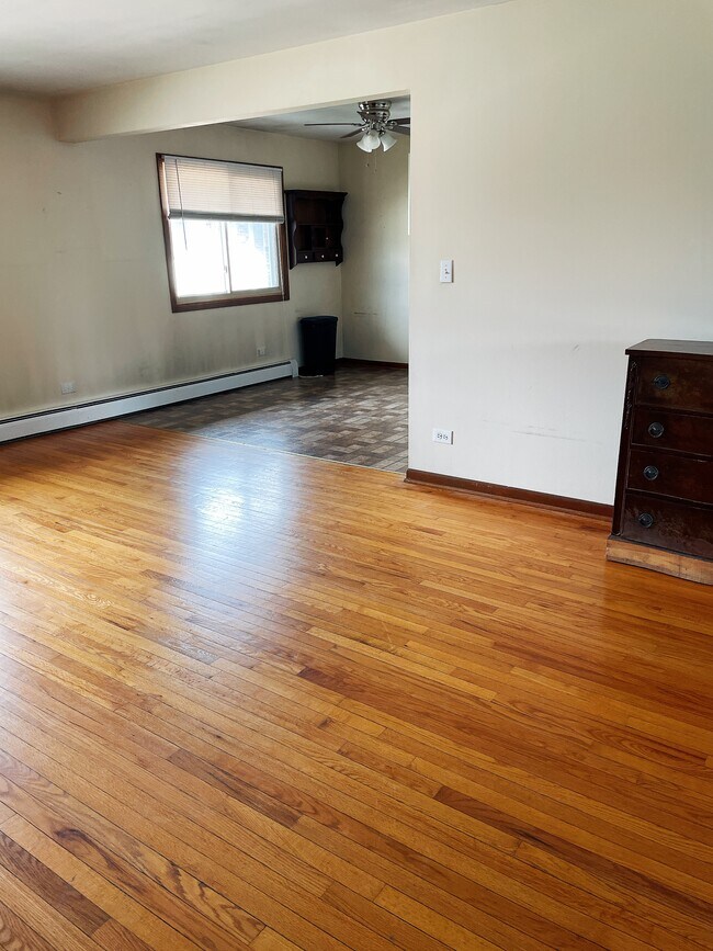 Photo - 826 N Milwaukee Ave Unit D2