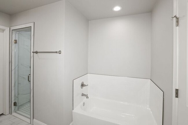 Photo - Now Available for Lease!