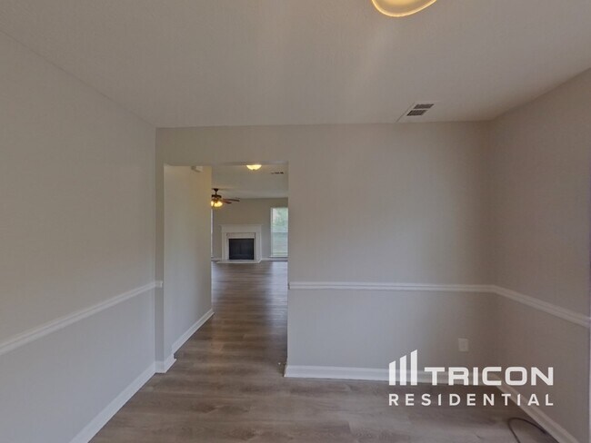 Photo - 8412 Falling Rocks Way