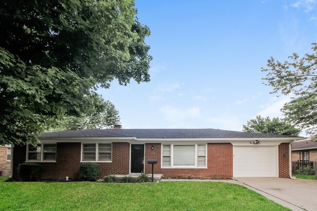 Building Photo - Great 3 Bedroom Home in Plainfield, IN