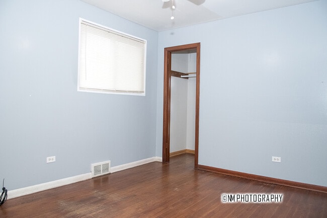 Photo - 7926 S Kostner Ave