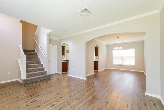 Photo - 1026 Cannock Dr