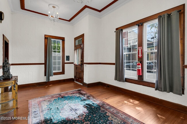 Building Photo - 55 E Front St Rental