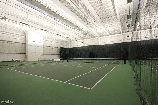 Photo - 333 E Ontario St