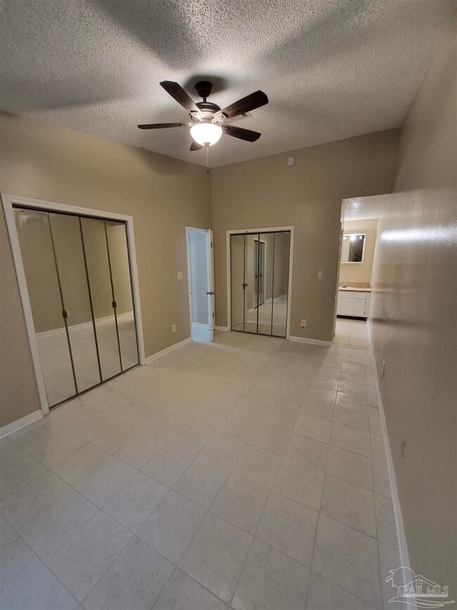 537 Petros Cir