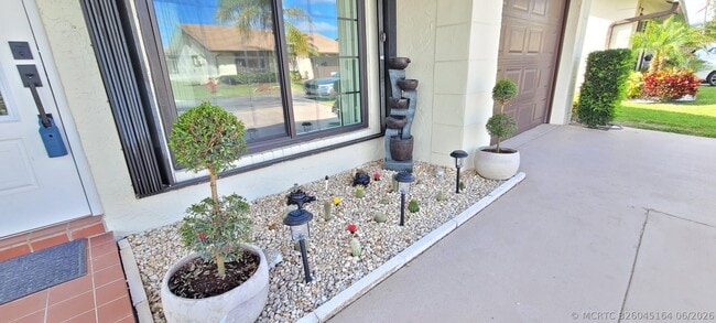 Photo - 6209 Olivewood Cir