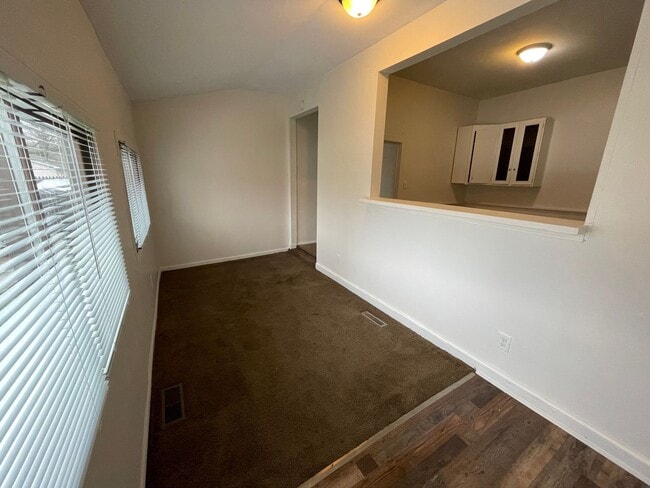 Market Square Apartments