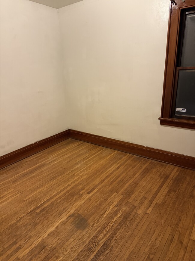 Photo - 470 Winspear Ave Unit 1st floor