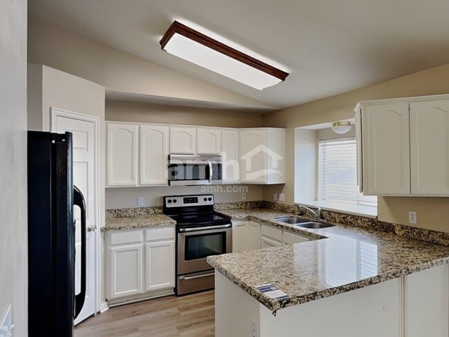 Photo - 1538 N 200 W