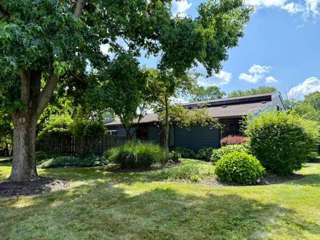 Building Photo - 2537/2539 Lex-Ontario Road - 2539 Unit 2539