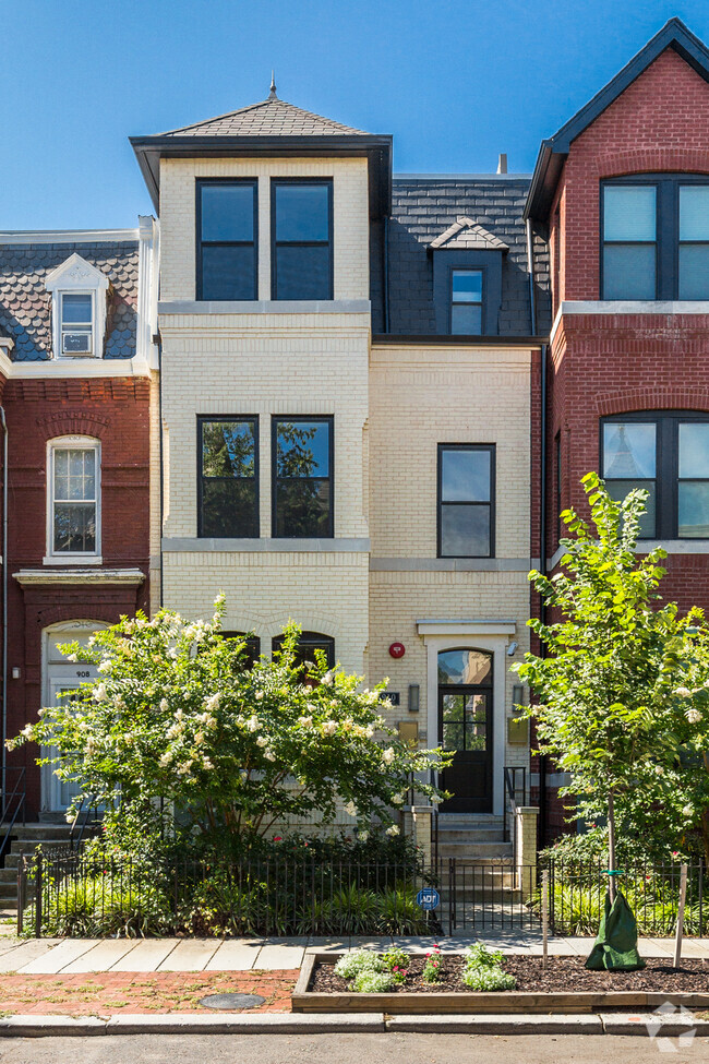 Building Photo - 910 S St NW Rental