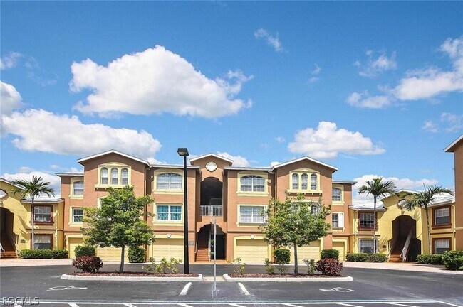 Photo - 15655 Ocean Walk Circle Unidad 205