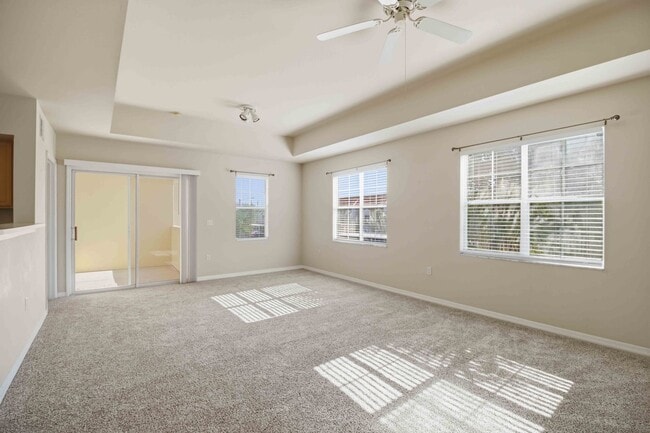 Photo - Spacious 2/2 unit available now for annual lease Unit 201