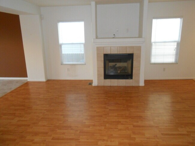 Photo - Beautiful 3 Bedroom/2.5 Bath Townhome with Attached 2 Car Garage in Northwest Loveland, CO