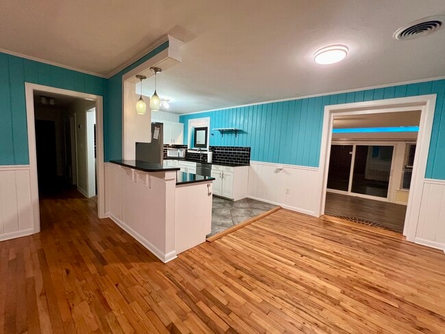 Photo - 2110 Croydon Dr