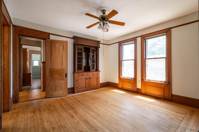 Photo - 1506 N Jackson St