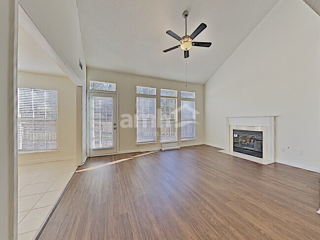 Photo - 8402 Galena View Dr