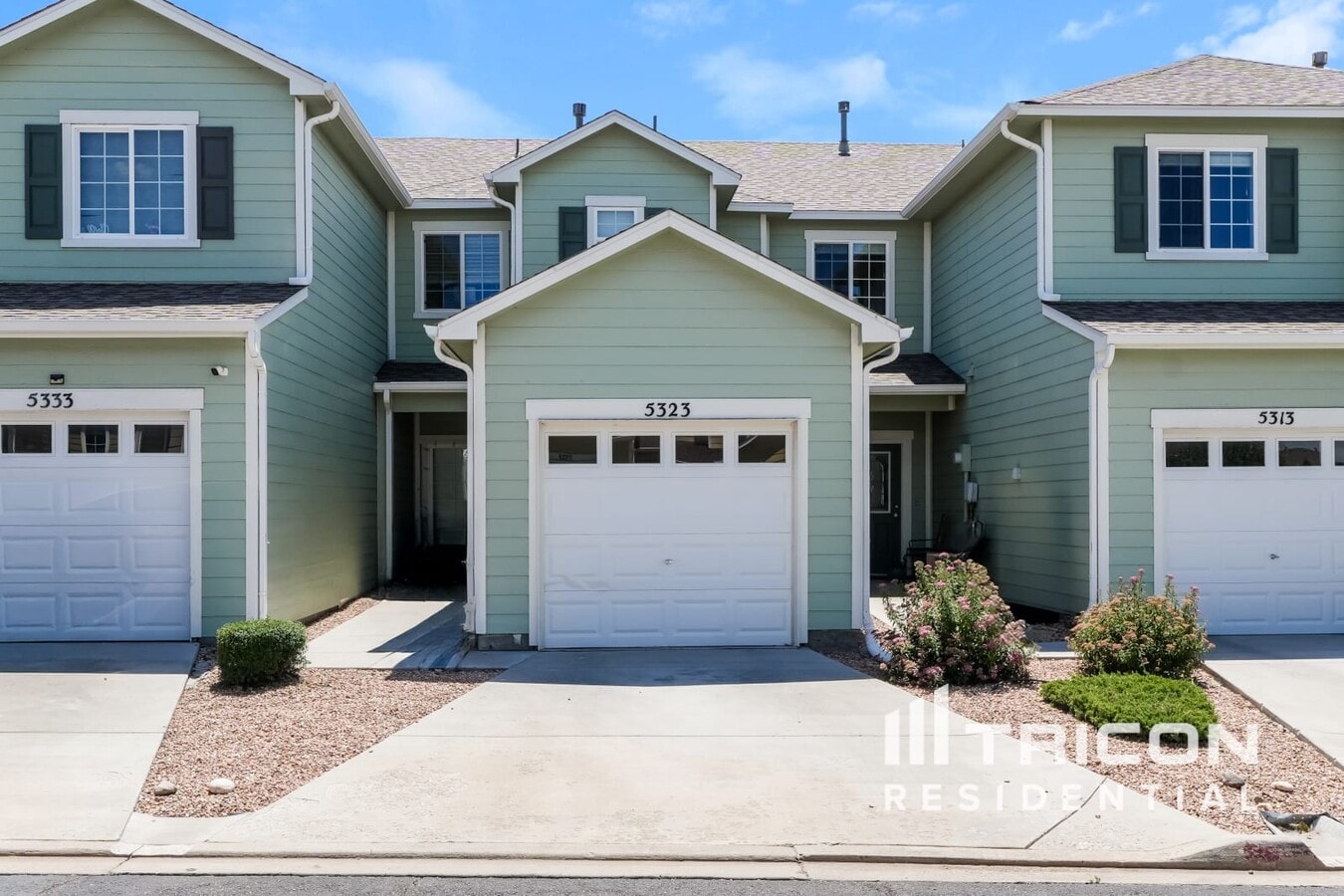 Photo - 5323 Canadian Rose View Townhome