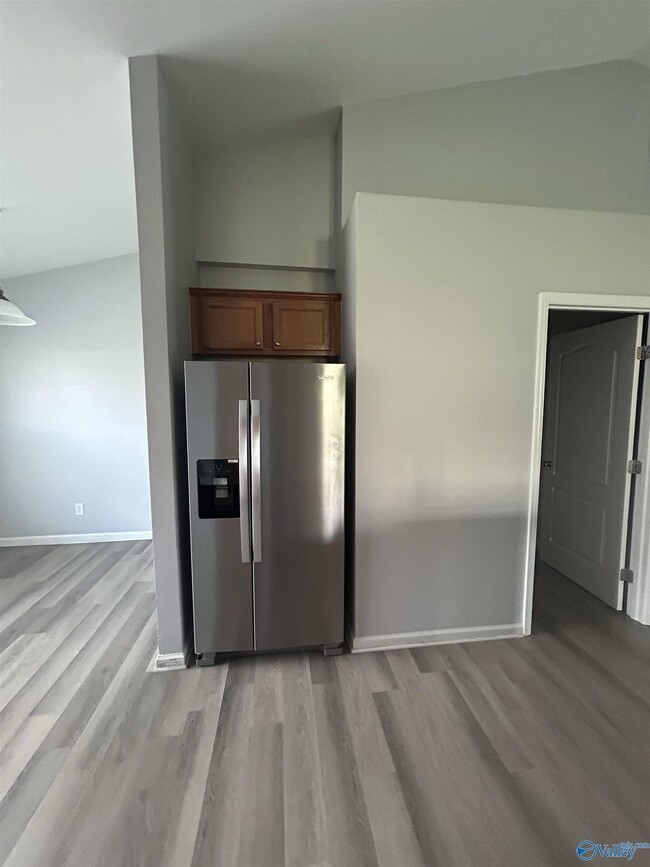 114 Amsterdam Pl
