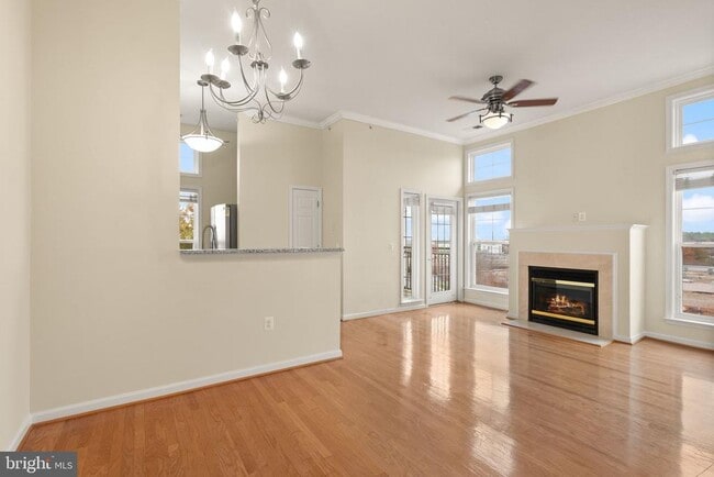 Photo - 3840 Lightfoot St Unit 449