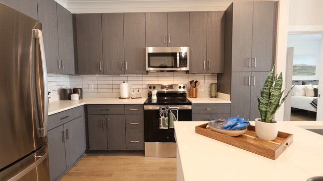 2BR, 2BA - 1,116SF - Kitchen