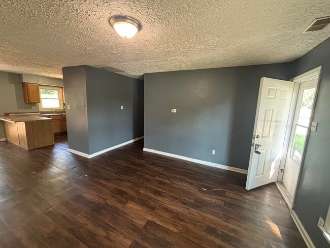 Photo - 3365 Hartston Dr