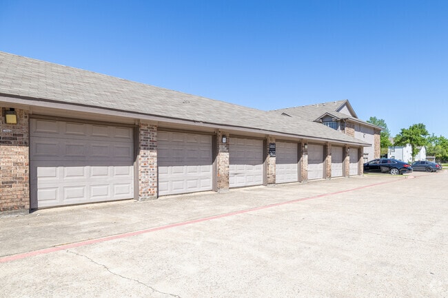 Garages - The Meadows