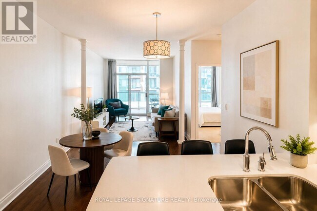 Photo - 1910 Lake Shore Blvd W Unit 1109