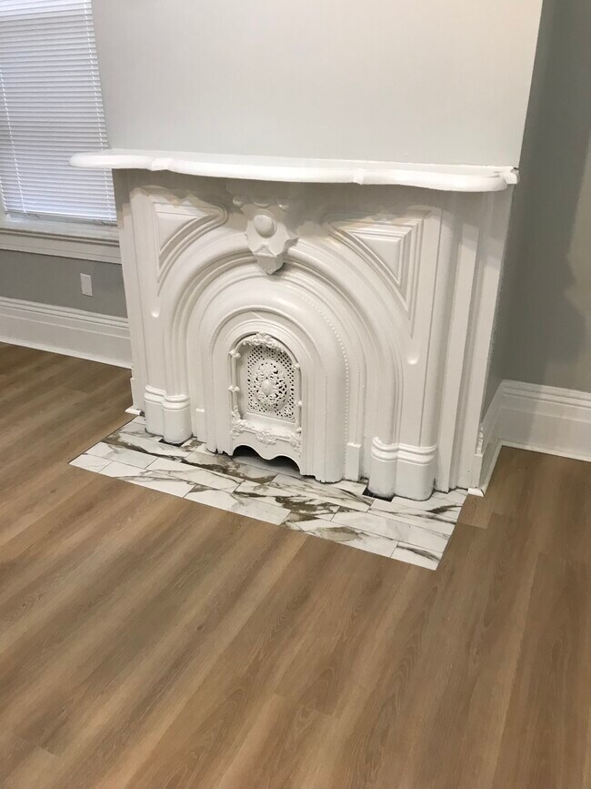 1330 Chapel St Unit Floor 1