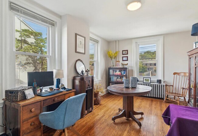 Photo - 814 E Hector St Unit 1