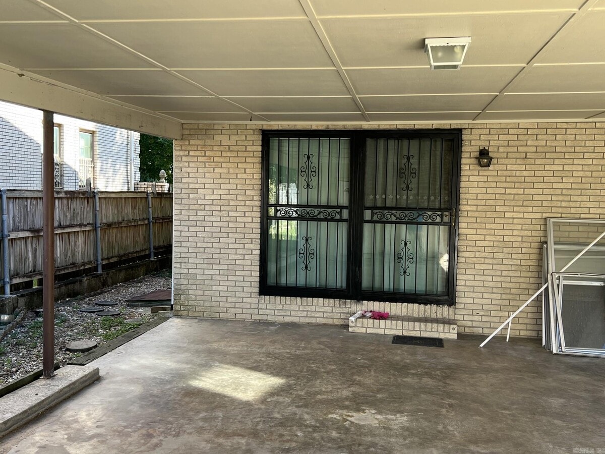 Photo - 609 Chickadee Dr