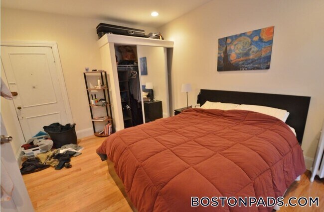 Photo - 133 Peterborough St Unidad 2
