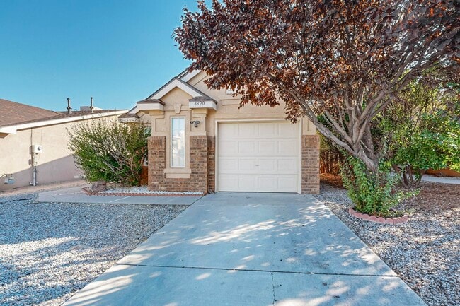 Photo - 8320 Springcroft Rd NW