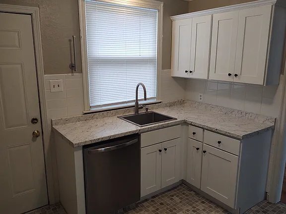 Photo - 5910 N Keystone Ave Unit 2332 Kessler Blvd E. Dr.