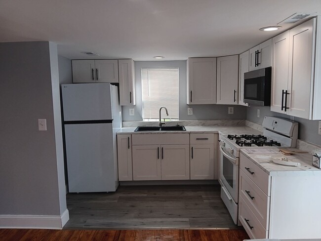 Photo - Renovated 3 Bed 2 Bath Single-Family Home in Aberdeen