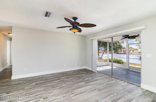 Photo - 205 Trinidad Dr