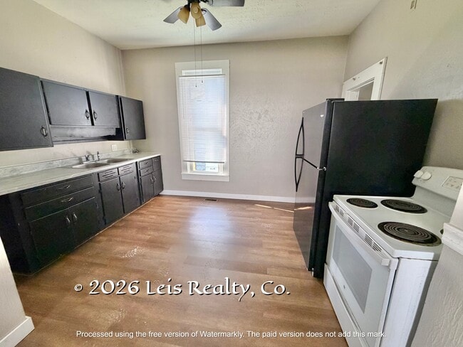 Photo - 409 Riffle Ave