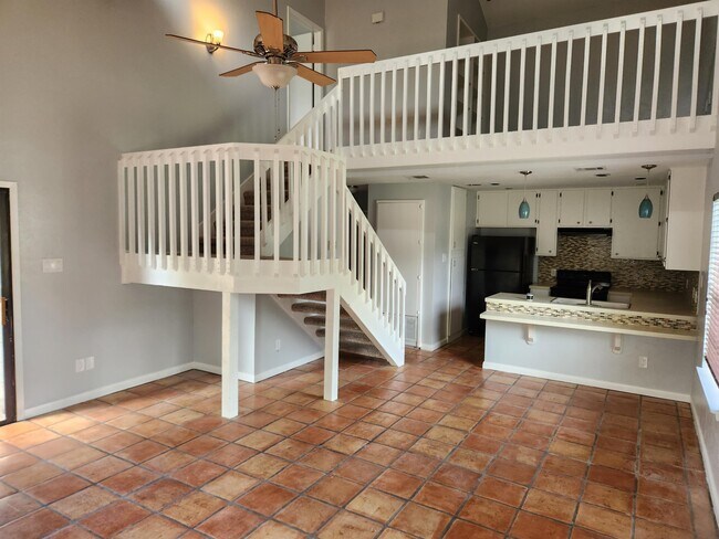 Photo - 1748 Ohlen Rd